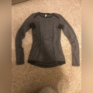 *SOLD*Lululemon long sleeve running shirt with thumb holes